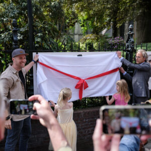 Niels de Kemp onthulling Gezichten van Gouda